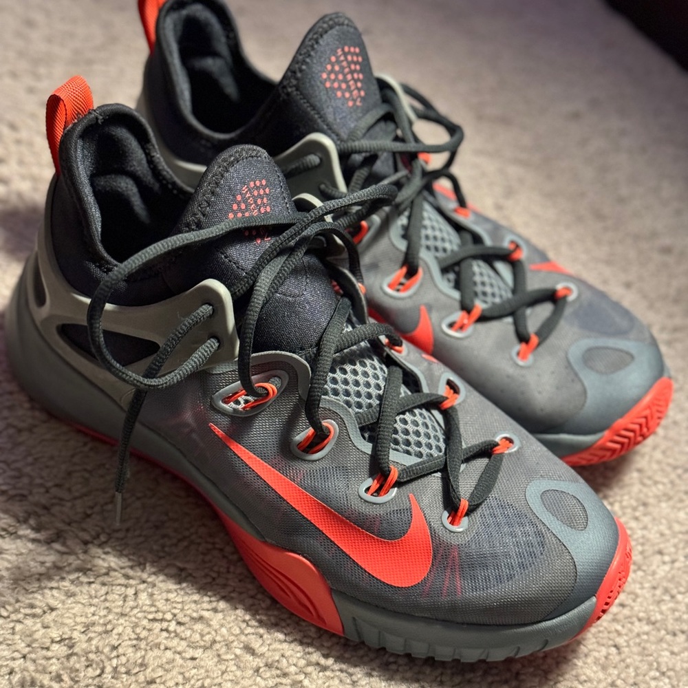 Nike HyperRev 2015 Basketball Shoes Size 8.5